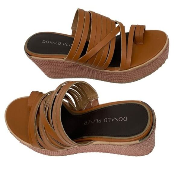 NWT Donald Pliner ITHICA Women's Wedge Sandals Size 9M - MSRP $198.00 - Picture 4 of 5